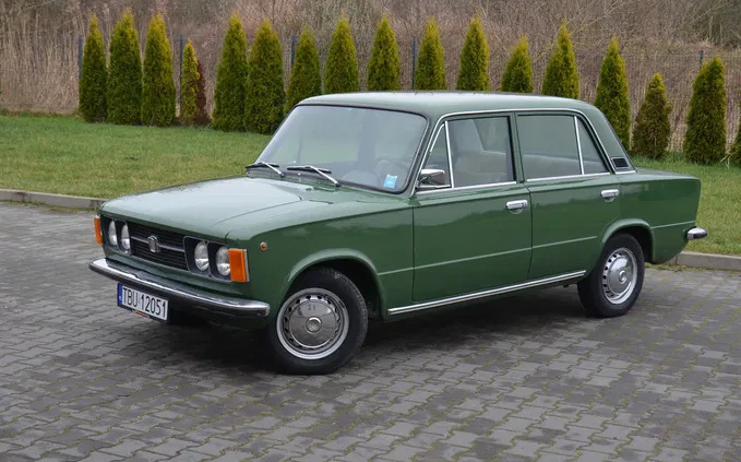 fiat 124 Fiat 124 cena 33700 przebieg: 64500, rok produkcji 1971 z Debrzno